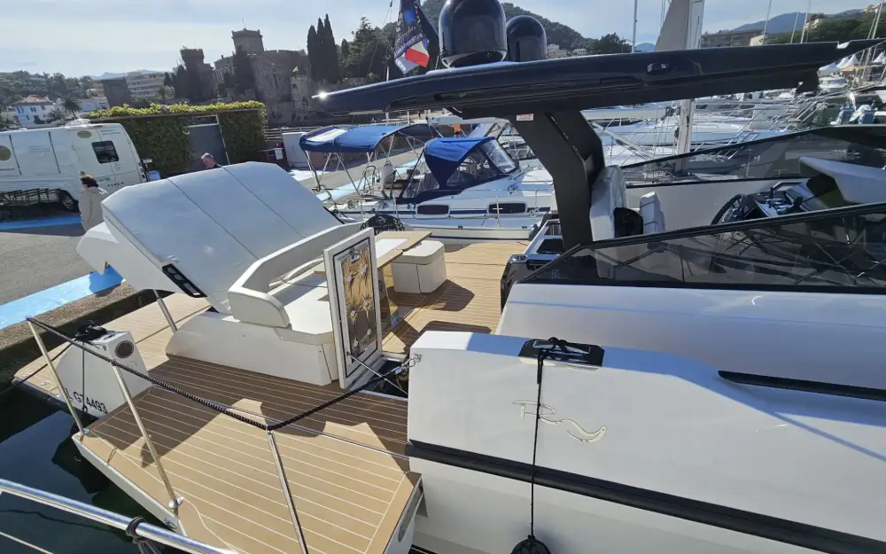 slider 7 Rio Yachts Daytona 50