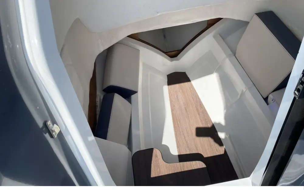 slider 9 Beneteau Flyer 6.6 SPACEdeck