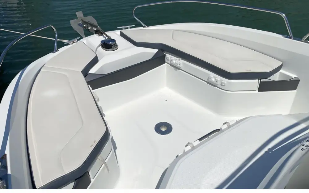 slider 4 Beneteau Flyer 6.6 SPACEdeck