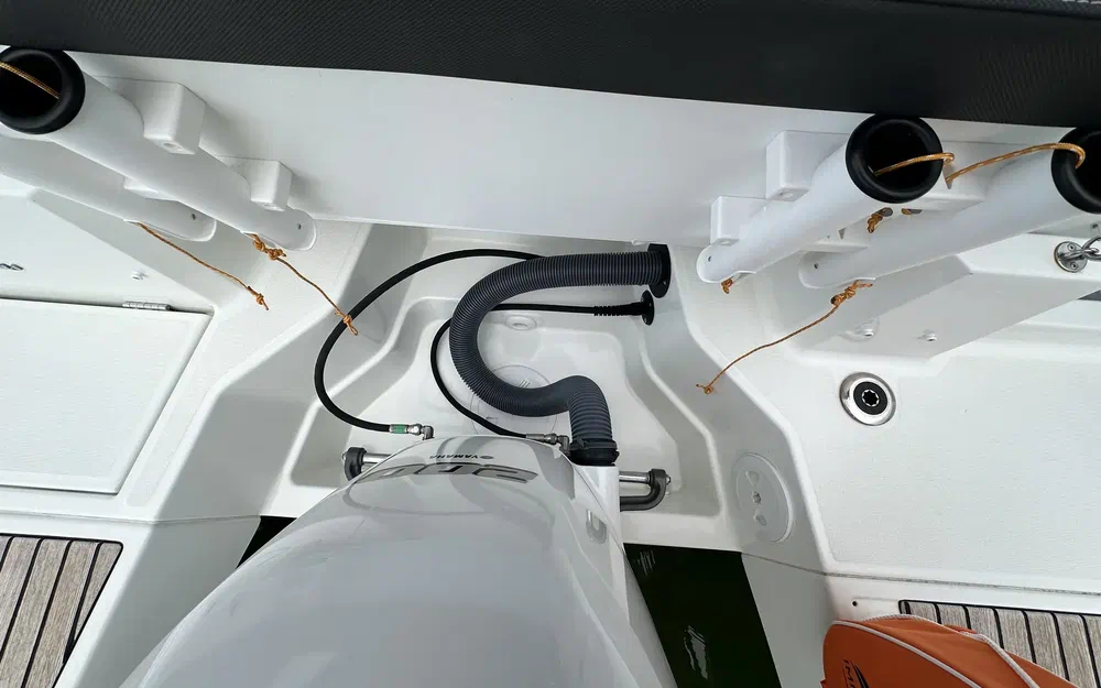 slider 10 Jeanneau Merry Fisher 795