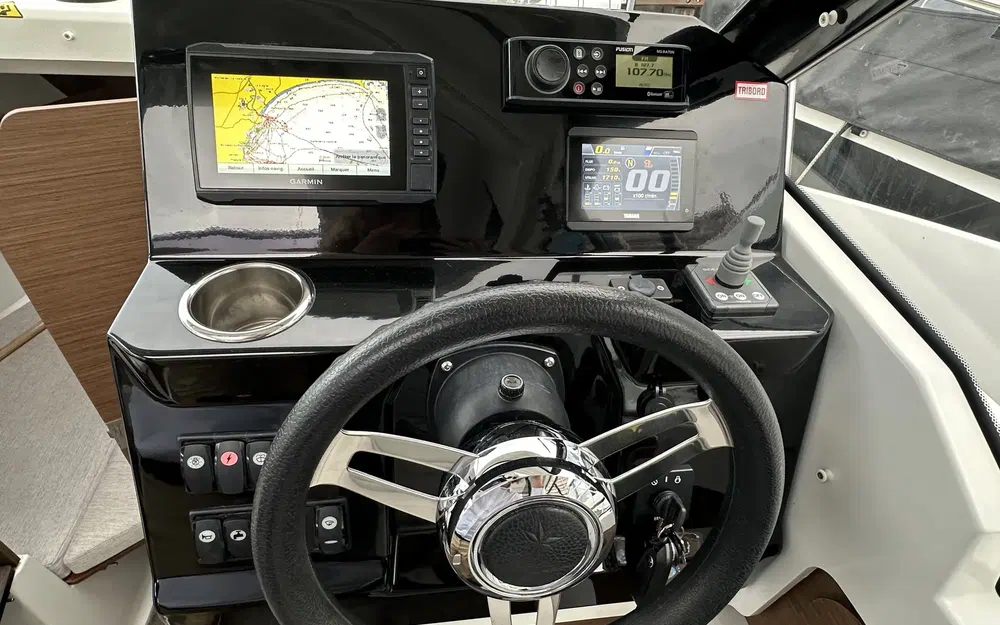 slider 20 Jeanneau Merry Fisher 795