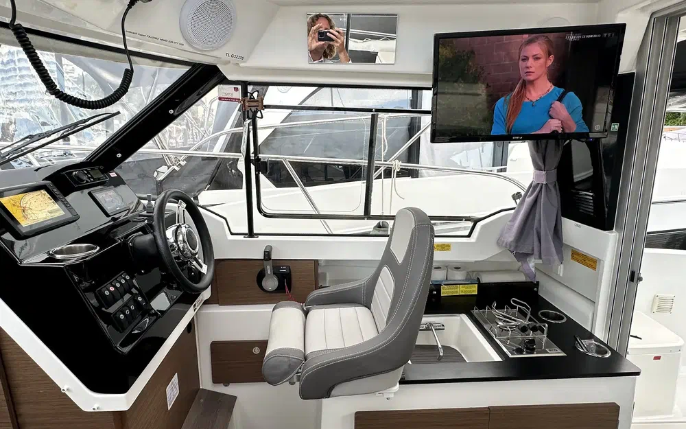 slider 22 Jeanneau Merry fisher 795 S2