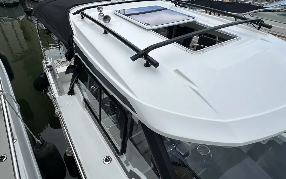 slider 4 Jeanneau Merry Fisher 795 Serie 2