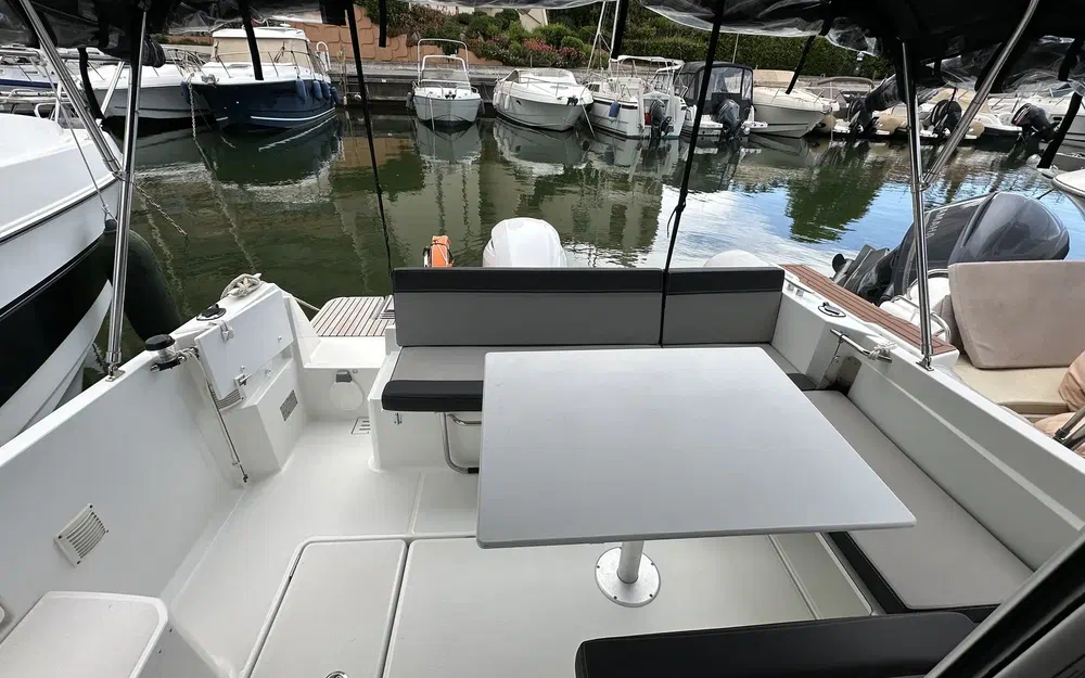 slider 6 Jeanneau Merry fisher 795 S2