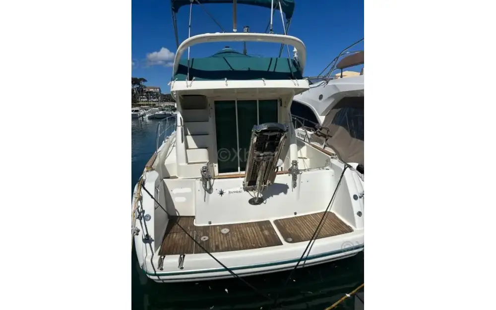 slider 7 Jeanneau Prestige 36