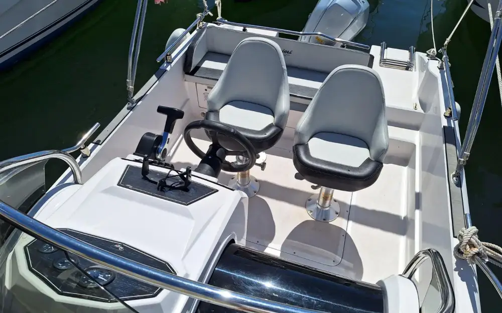 slider 1 Ranieri Shadow 19