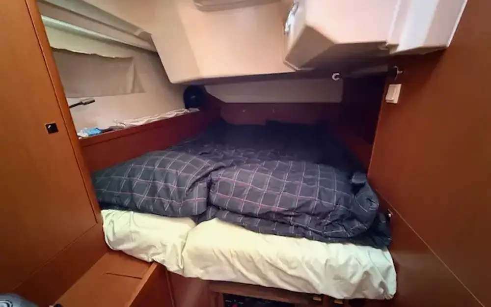 slider 16 Beneteau Oceanis 41