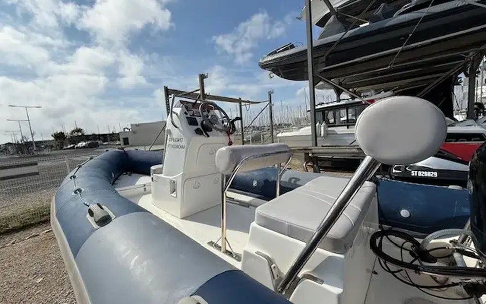 slider 5 Sting Ray Marine Centaure 5.8