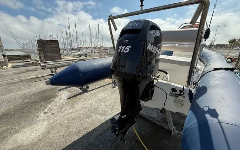 slider 7 Sting Ray Marine Centaure 5.8