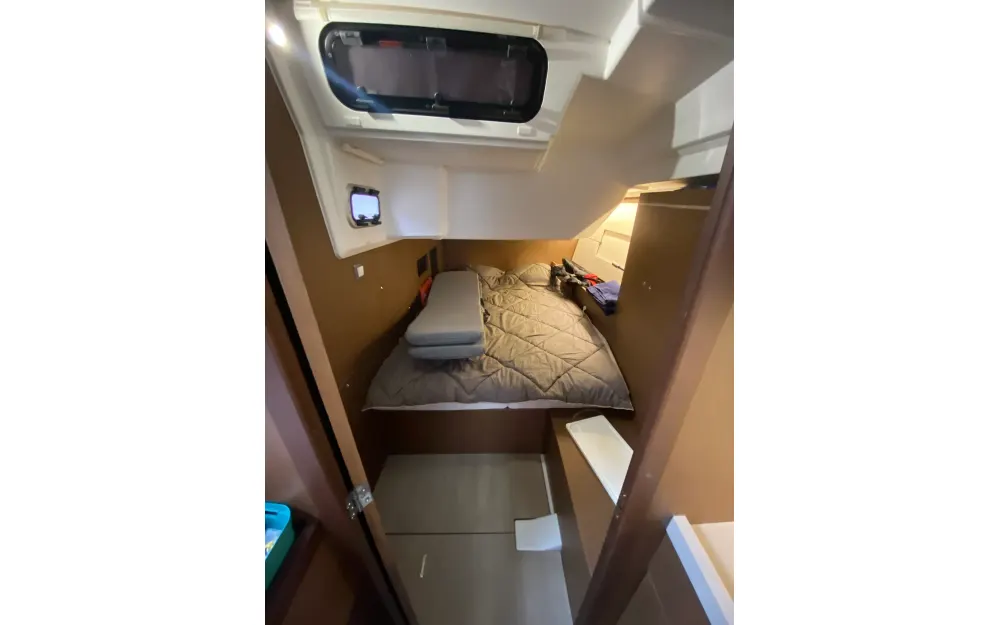 slider 32 Beneteau Oceanis 46.1