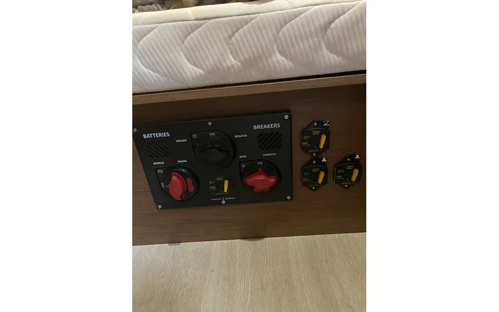slider 35 Beneteau Oceanis 46.1