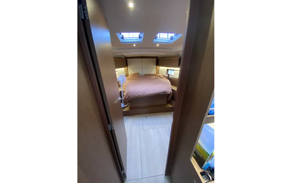 slider 42 Beneteau Oceanis 46.1