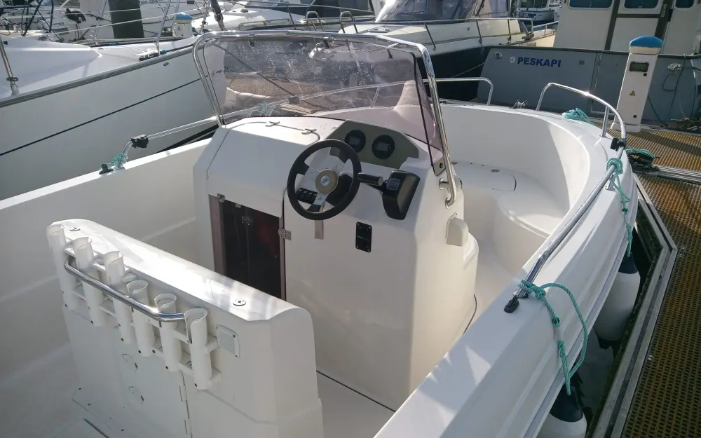 slider 2 Pacific Craft  545 Open
