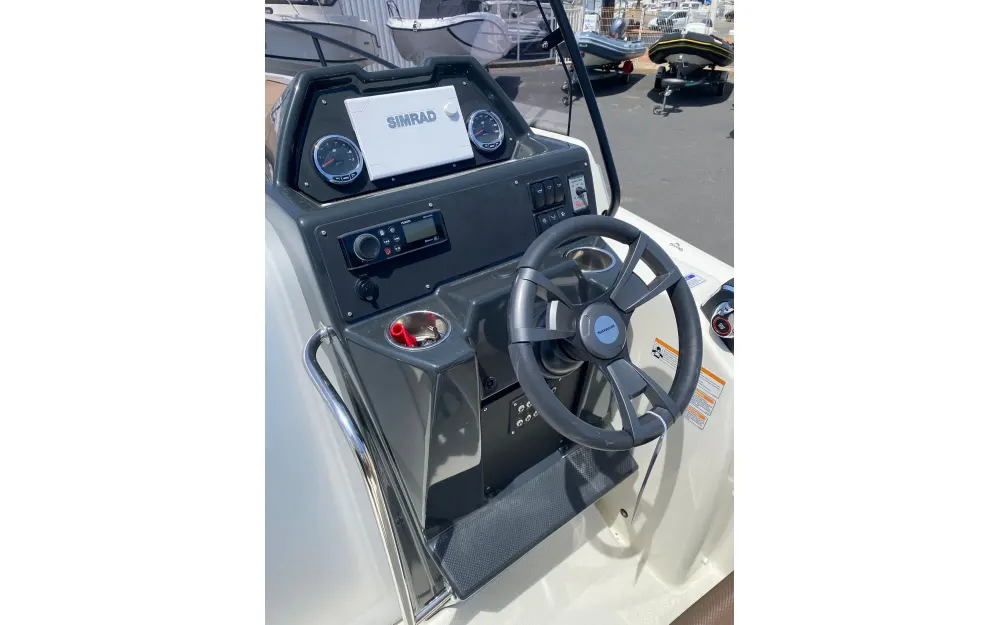 slider 10 Quicksilver Activ 755 Sundeck
