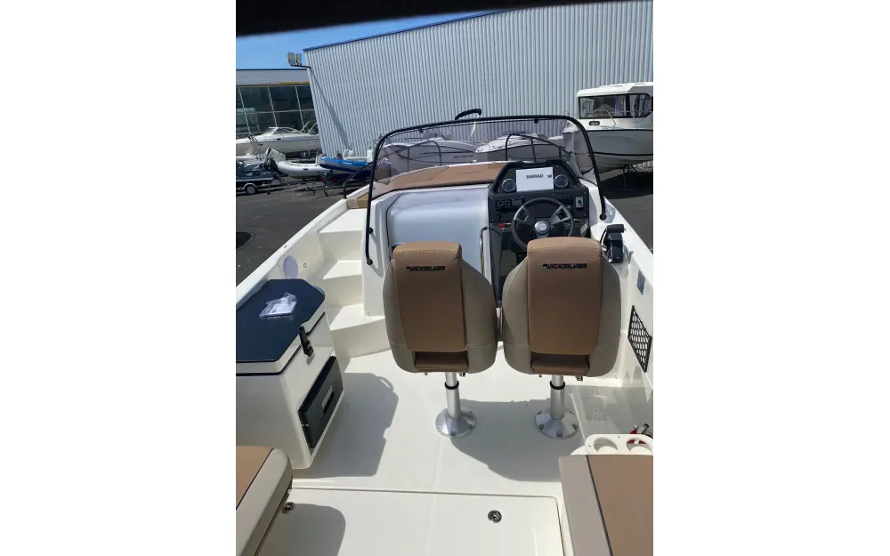 slider 3 Quicksilver Activ 755 Sundeck