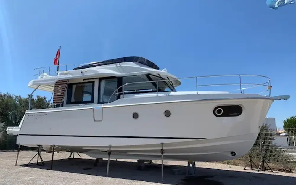 BeneteauSwift Trawler 41 Fly