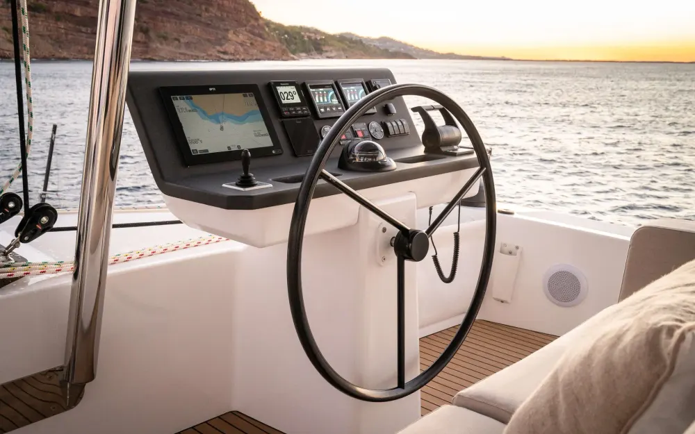 slider 5 Bali Catamarans Bali 5.8