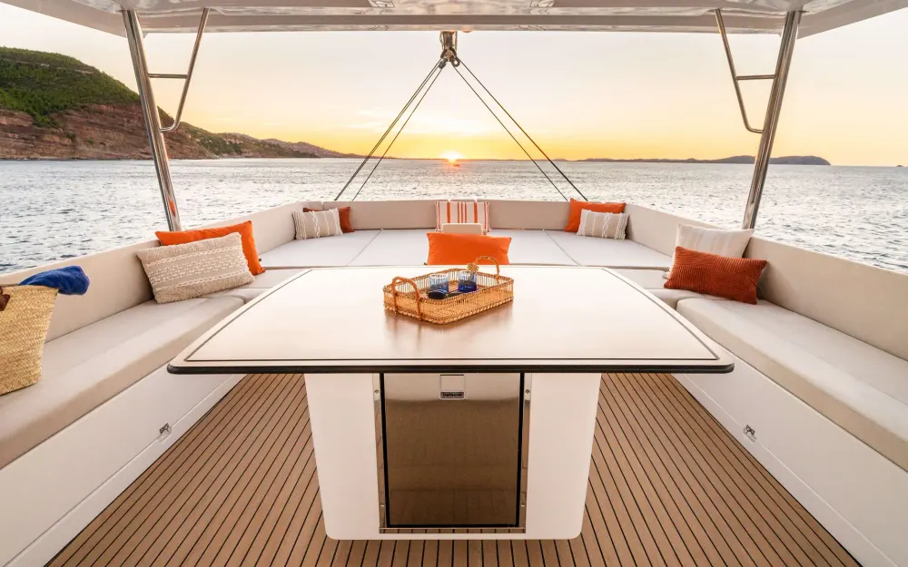 slider 6 Bali Catamarans Bali 5.8