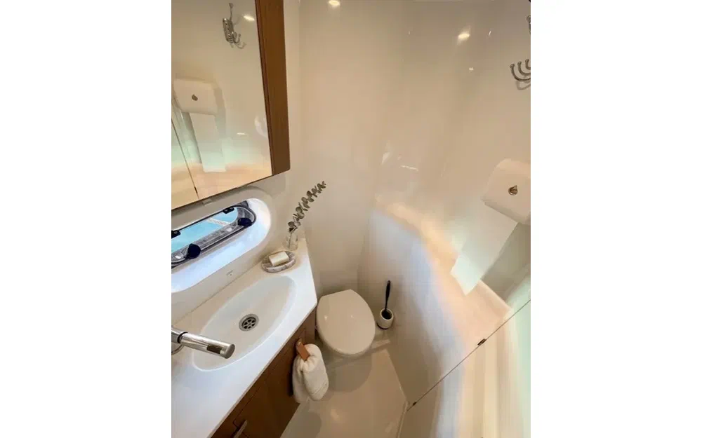 slider 11 Bali Catamarans Bali 4.2