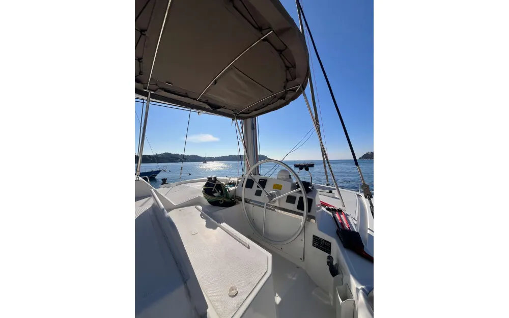 slider 6 Bali Catamarans Bali 4.2