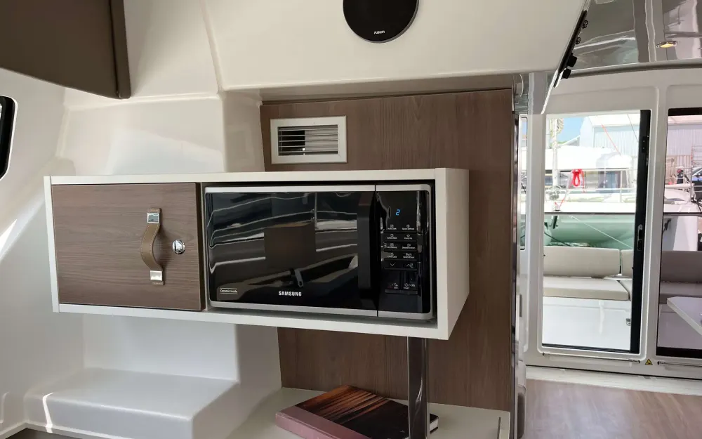 slider 18 Bali Catamarans Catspace
