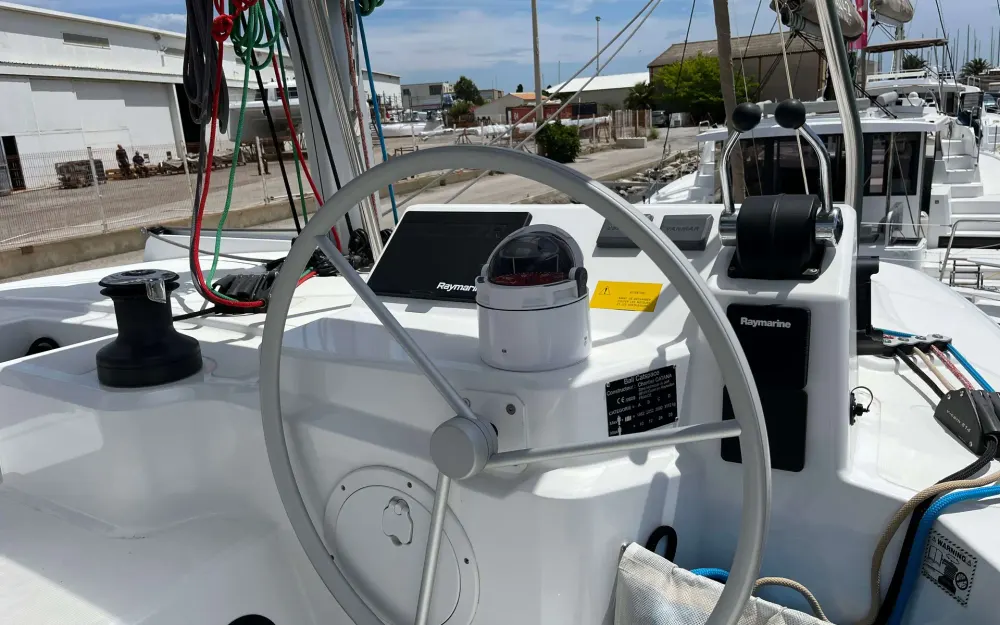slider 2 Bali Catamarans Catspace