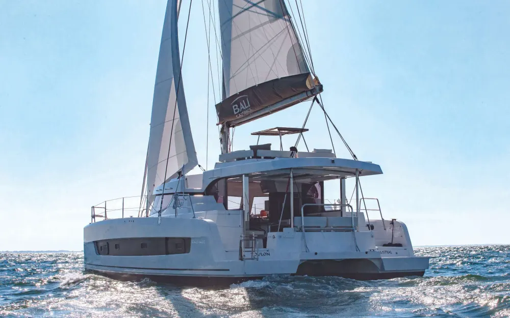 slider 1 Bali Catamarans Catspace