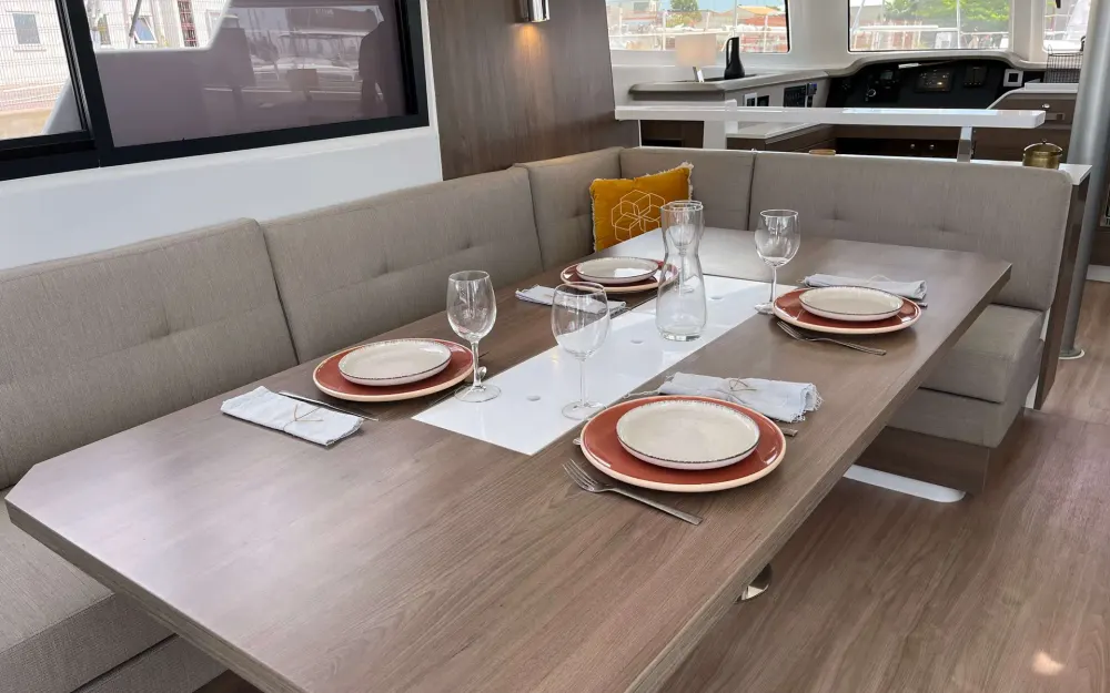 slider 3 Bali Catamarans Catspace