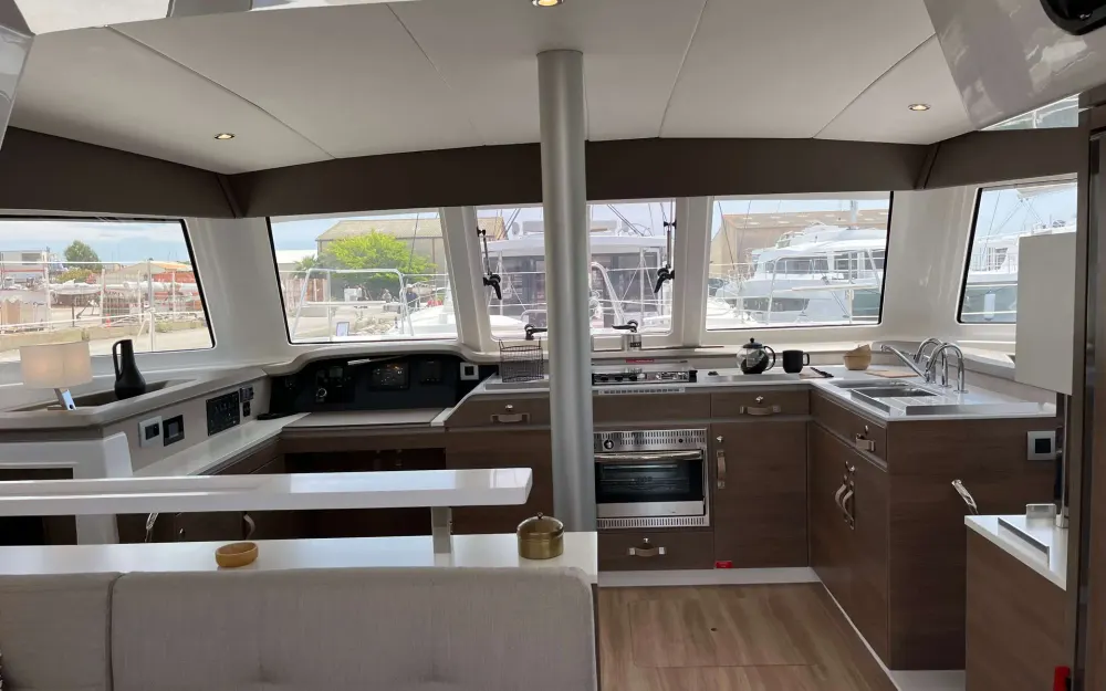 slider 7 Bali Catamarans Catspace