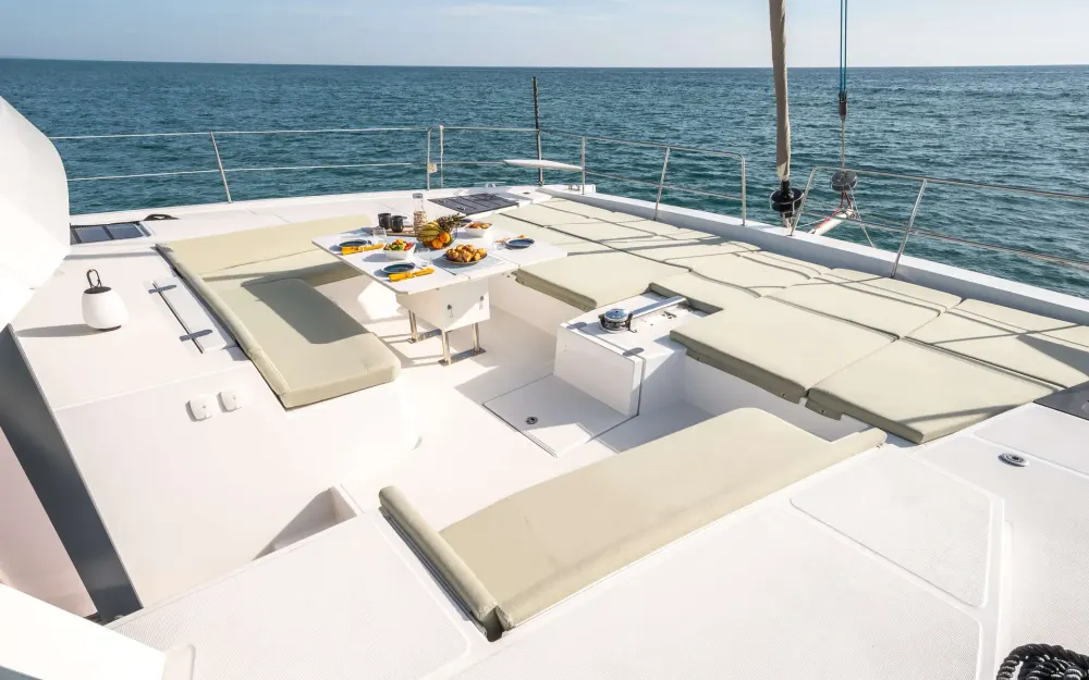 slider 2 Bali Catamarans Bali 5.4