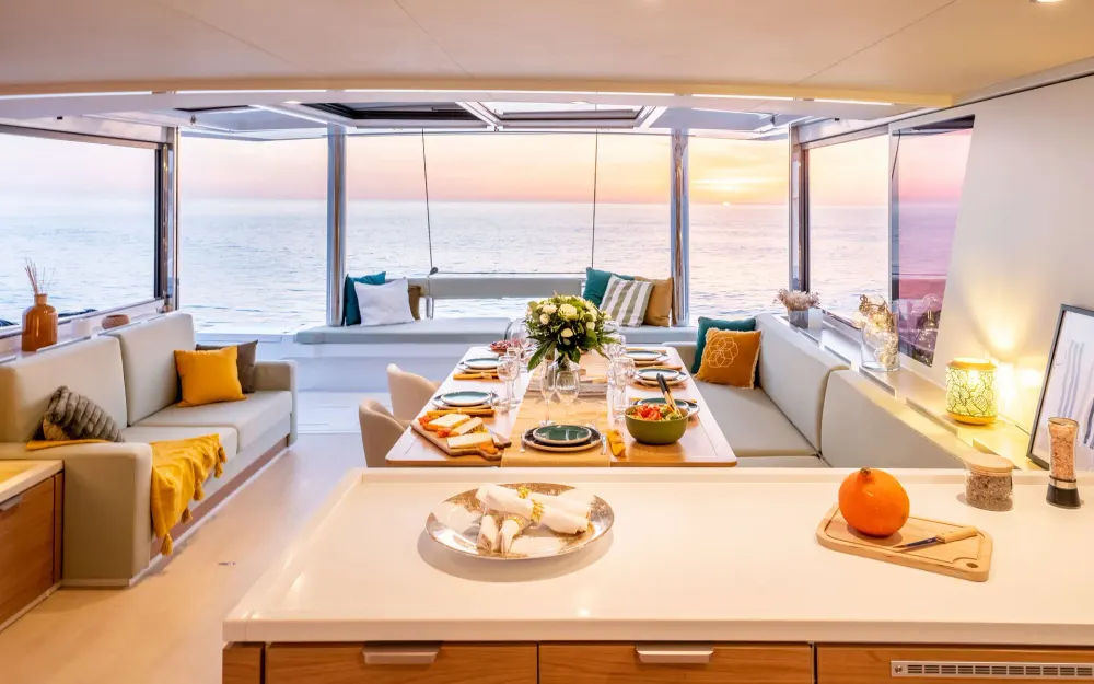 slider 4 Bali Catamarans Bali 5.4