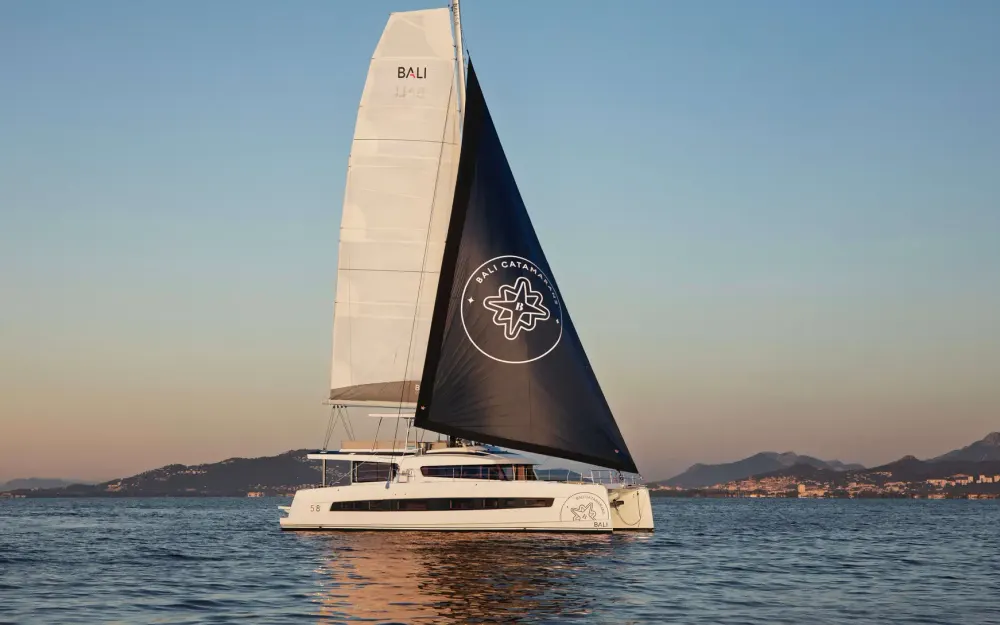 slider 0 Bali Catamarans Bali 5.8
