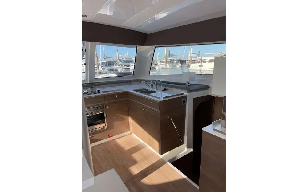 slider 17 Bali Catamarans Catspace