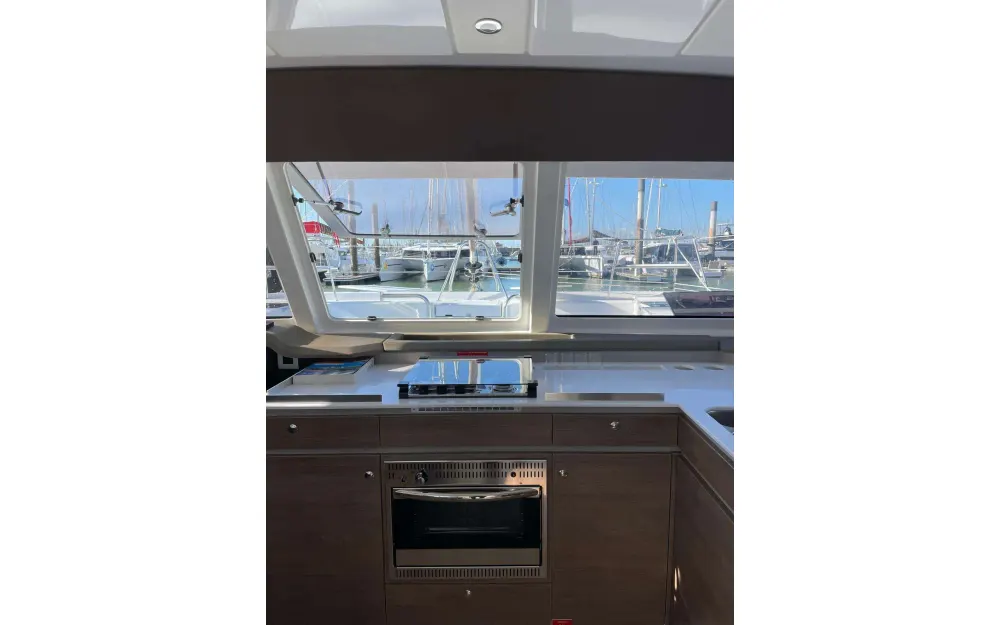 slider 19 Bali Catamarans Catspace