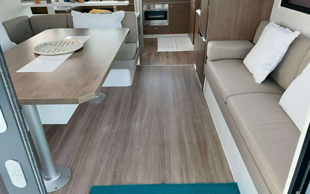 slider 3 Bali Catamarans Catspace