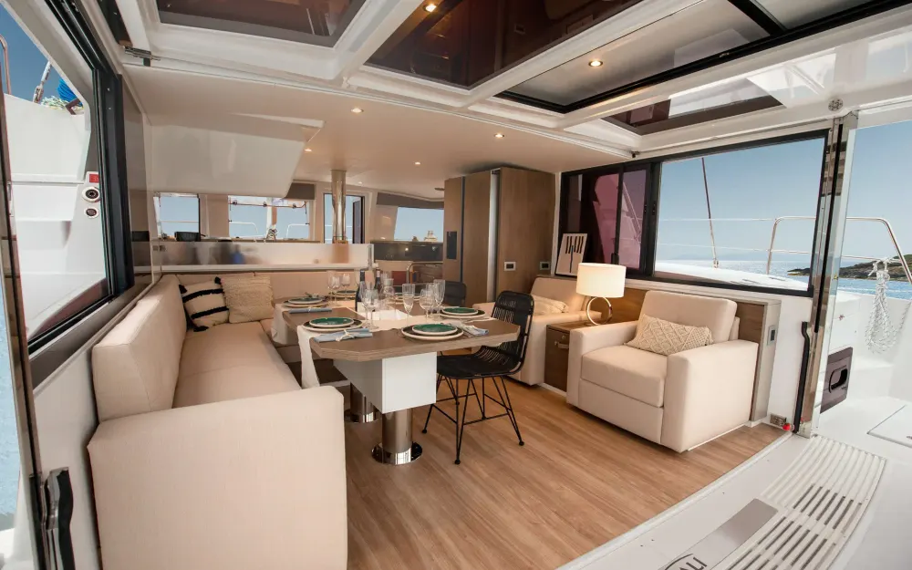 slider 19 Bali Catamarans Bali 4.4