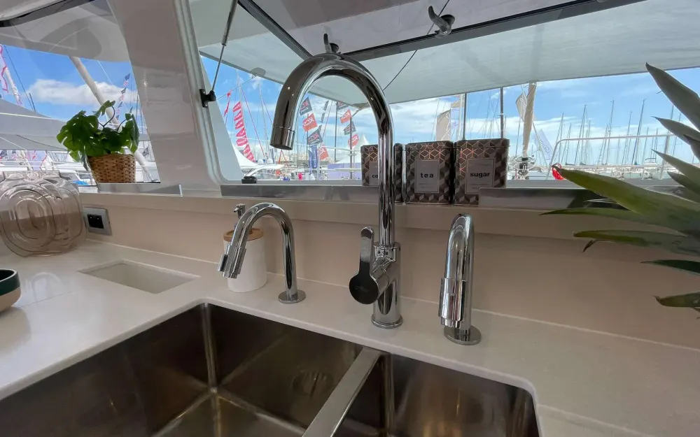 slider 25 Bali Catamarans Bali 4.4