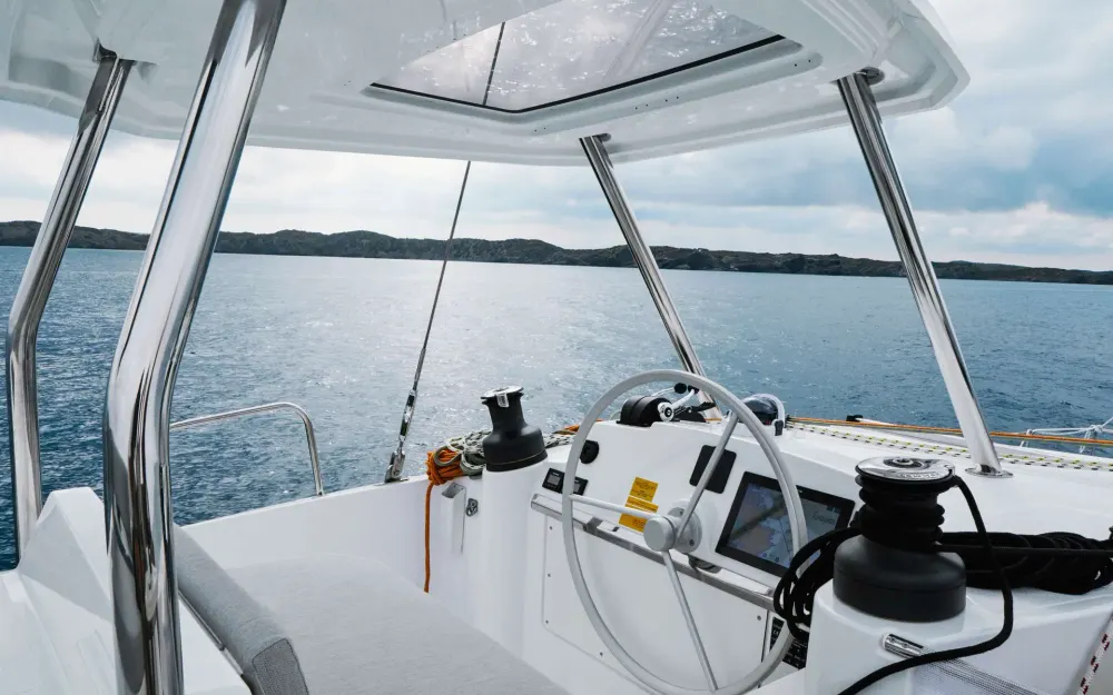slider 3 Bali Catamarans Bali 4.4