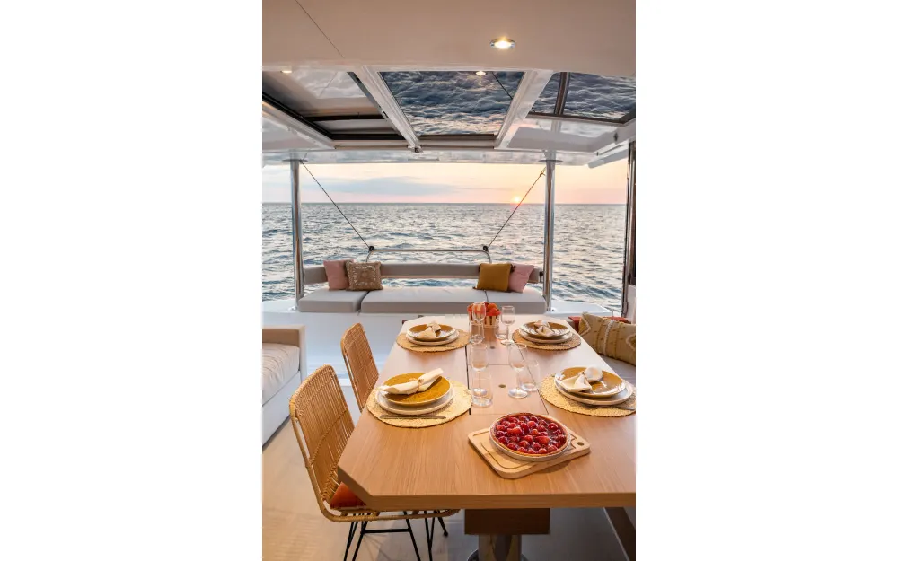 slider 5 Bali Catamarans Bali 4.4
