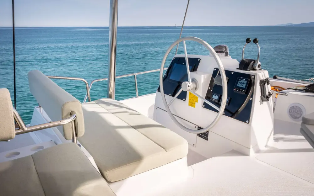 slider 21 Bali Catamarans Bali 4.6