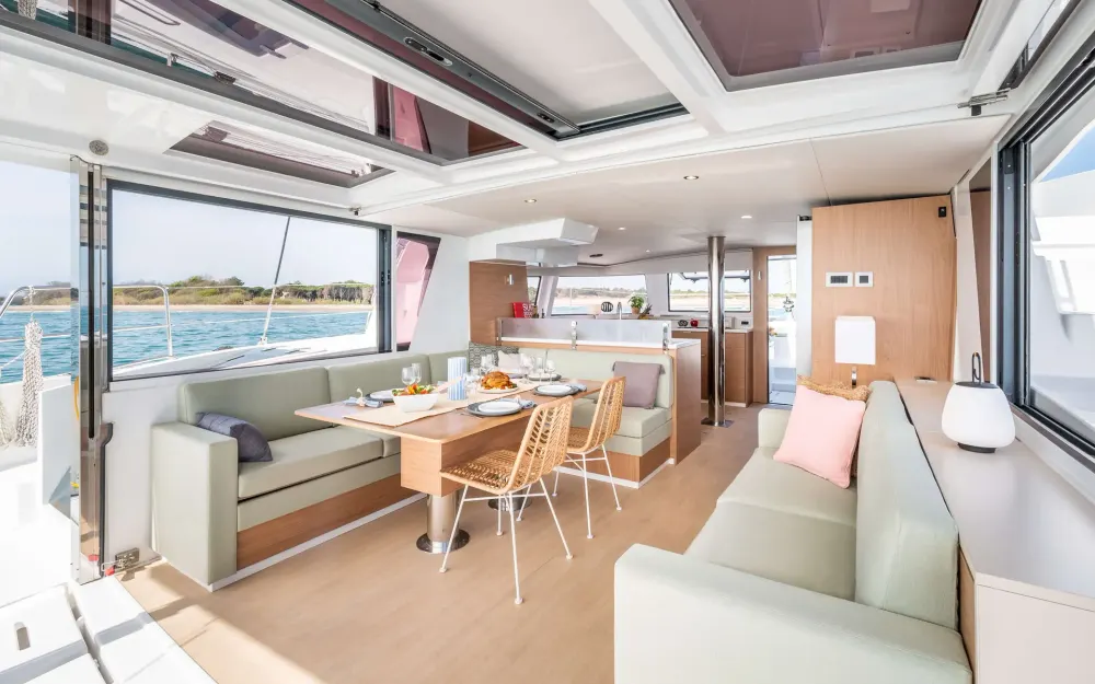 slider 4 Bali Catamarans Bali 4.6