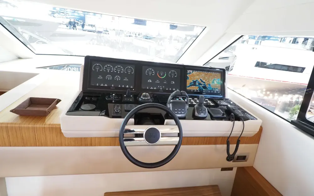 slider 14 Solaris  Power 52 