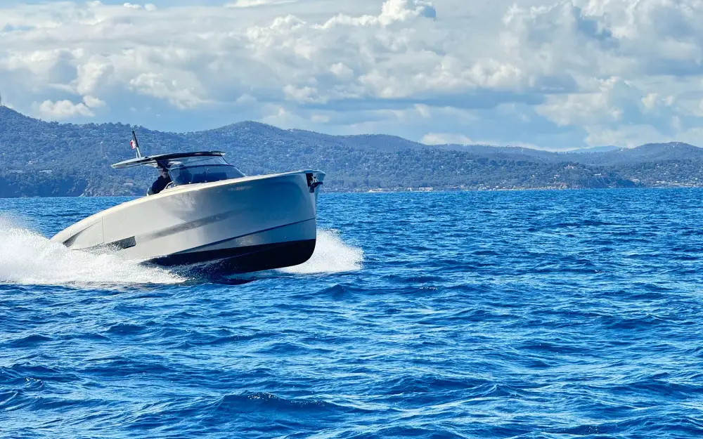 slider 11 Solaris Power SOLARIS POWER 44 OPEN