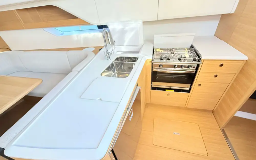 slider 5 Elan E6