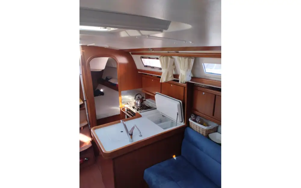 slider 3 Dufour  325 Grand Large