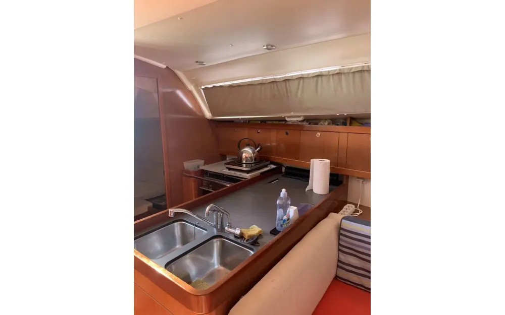 slider 4 Beneteau Oceanis 34