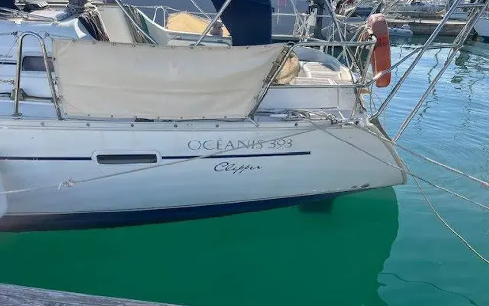slider 6 Beneteau Oceanis 393 Clipper