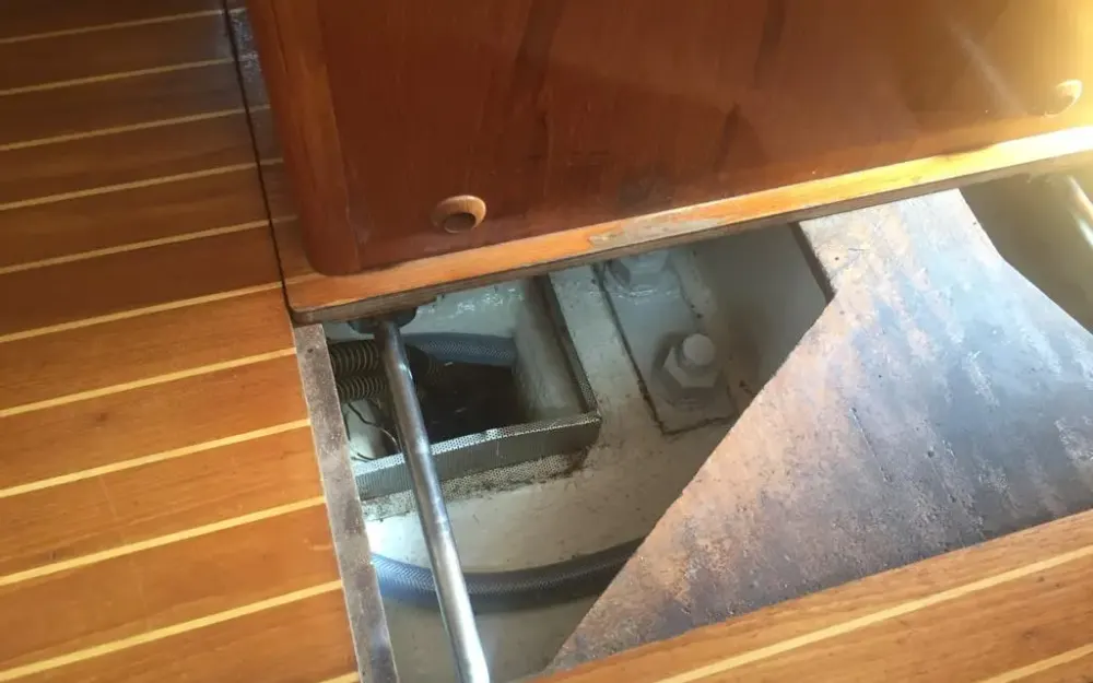 slider 17 Jeanneau Sun Odyssey 43