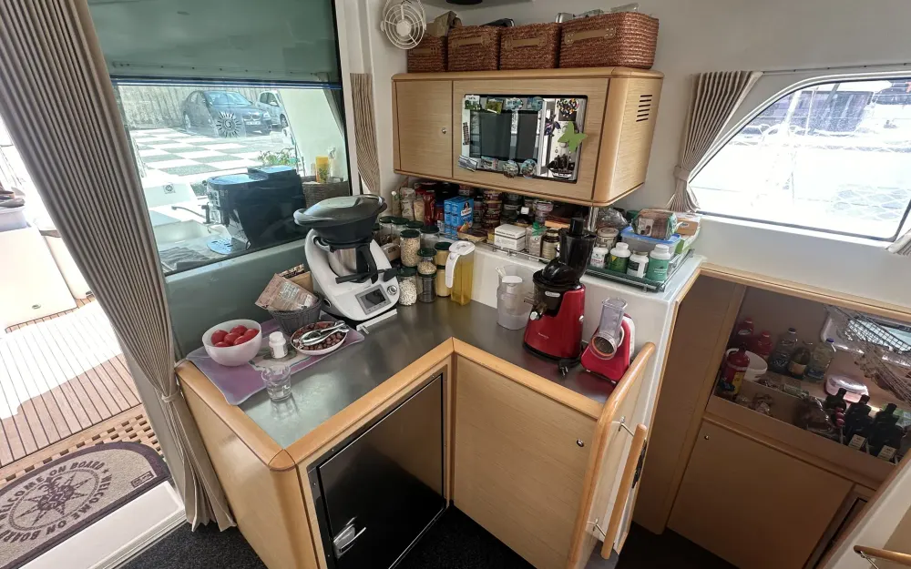 slider 34 Lagoon  500