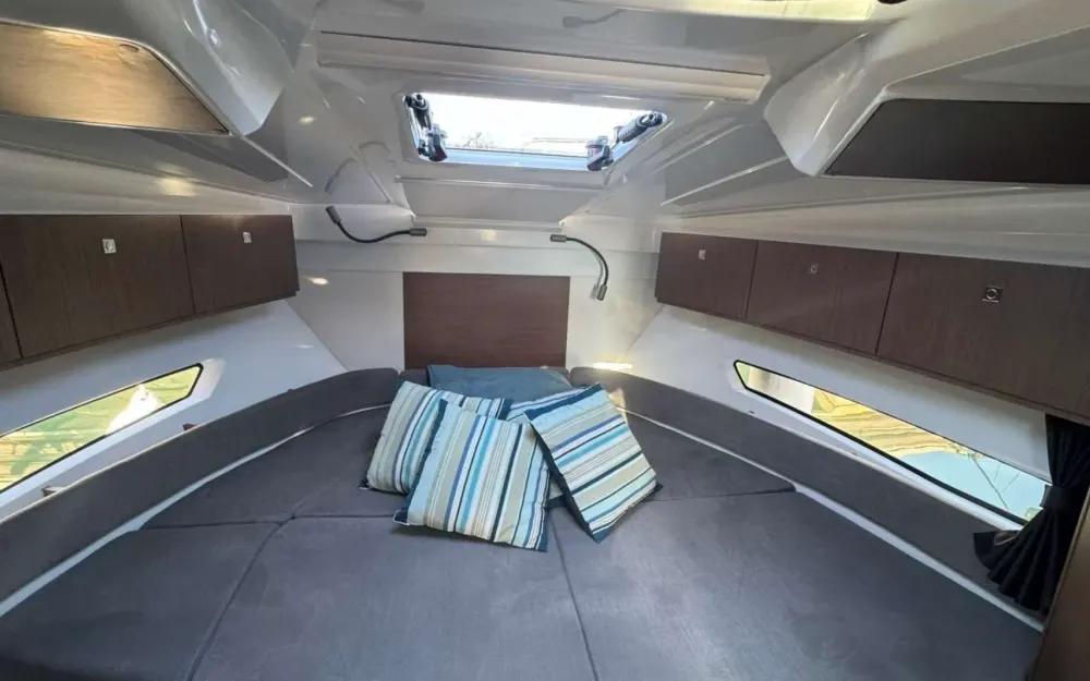 slider 12 Beneteau Antares 9 OB